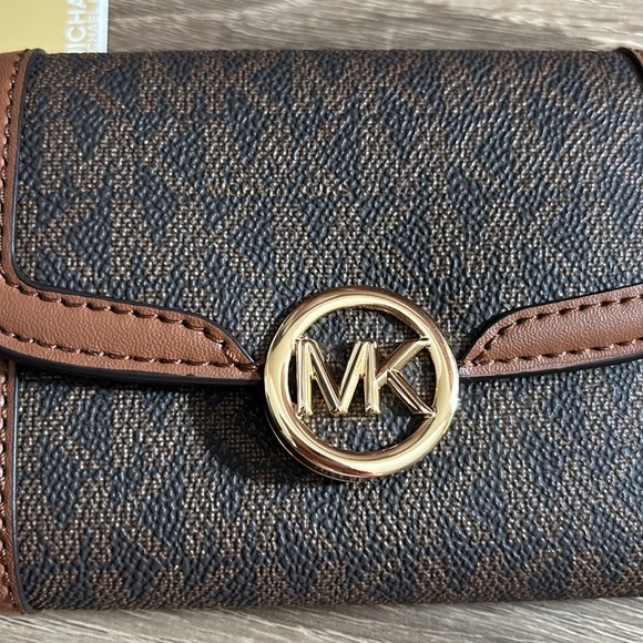 MK Leida Medium Signature Logo Wallet NWT - Picture 2 of 6